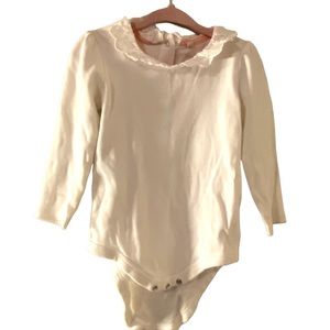 Baby Boden: White, Eyelet Collar Onesie